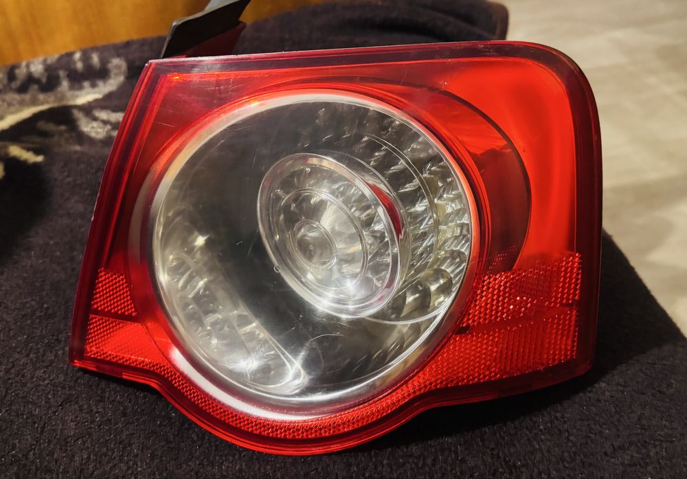 Фара задня Passat В6 - ідеальний стан
