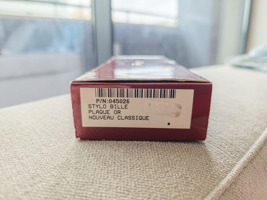 Caneta S.T.Dupont Nouveau Classique Ouro(anos 90),com Hallmark e Caixa