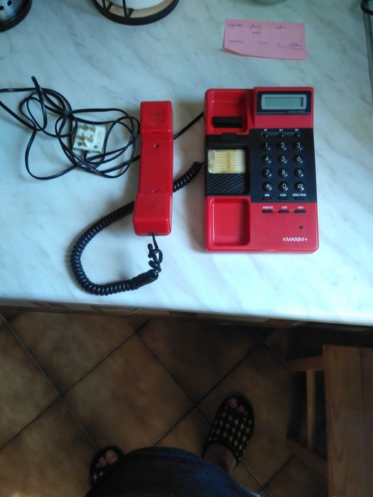 Telefon przewodowy klawisz