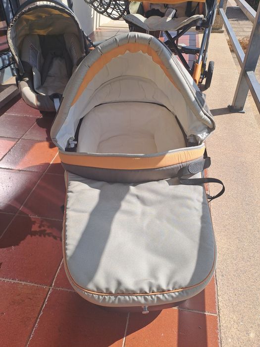 TRIO CHICCO carrinho, alcofa e ovo