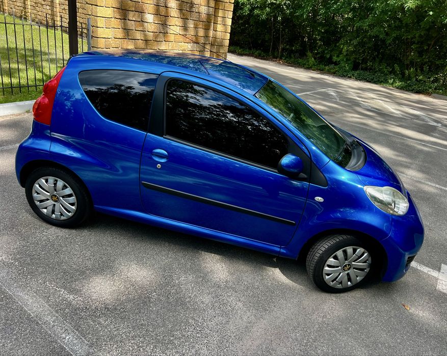 Peugeot 107 2011