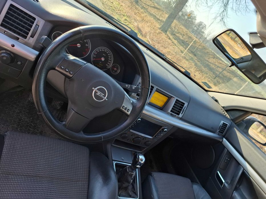 Opel Vectra C 1.8 GTS