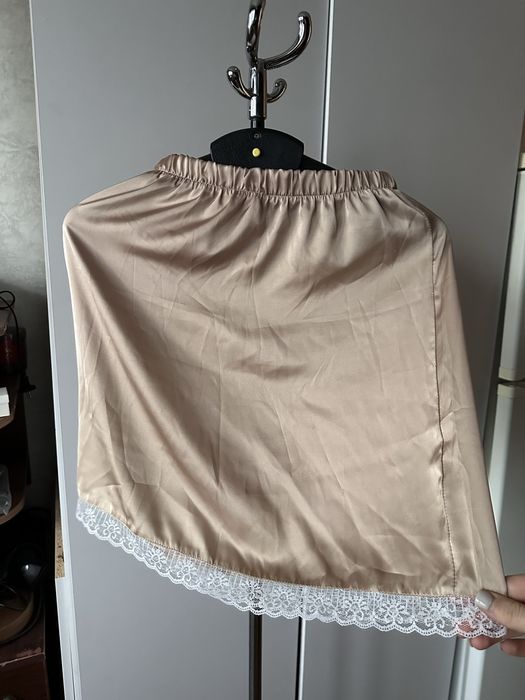 Спідниця з кружевим