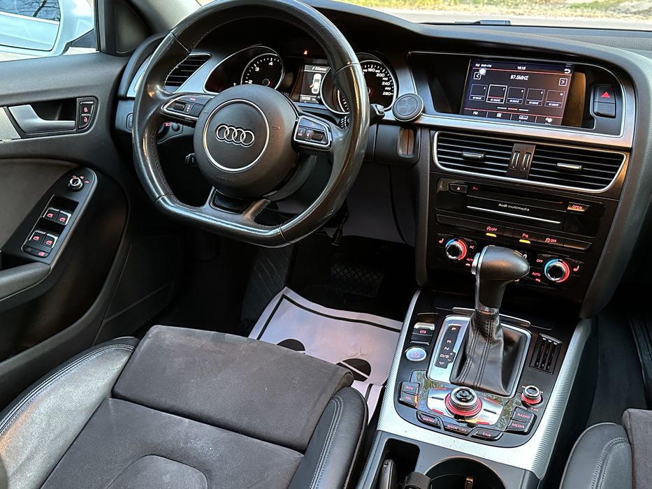AuDi A5 lift biała quattro alufelgi x2 Radar
