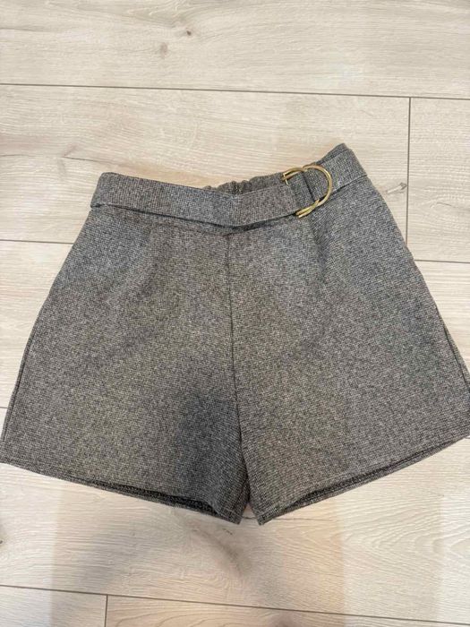 Продам теплі шорти 42-44