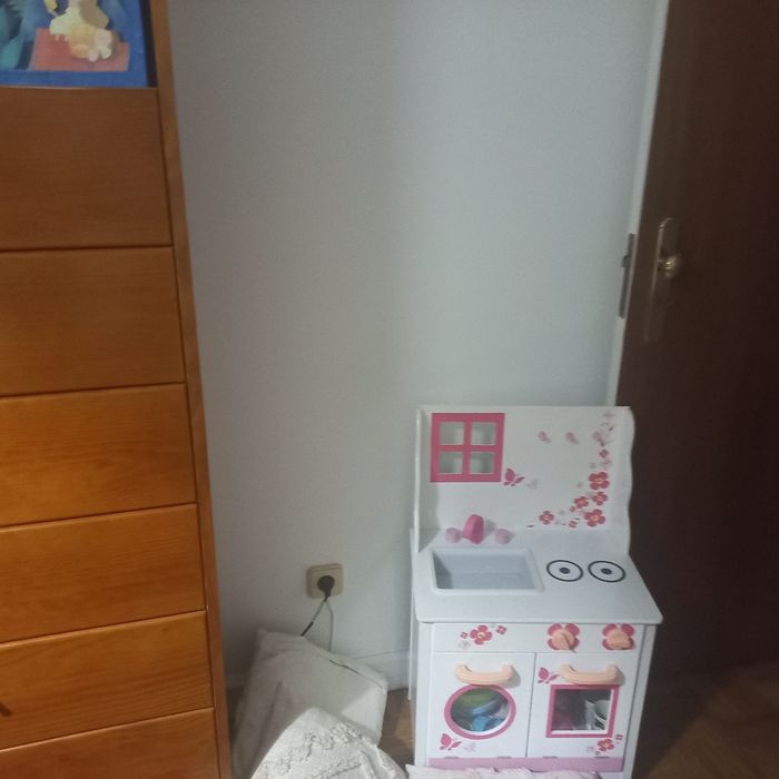 Mobilia quarto com 2 camas