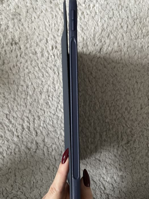 Obudowa granatowa na ipad Air 11 M3 2025