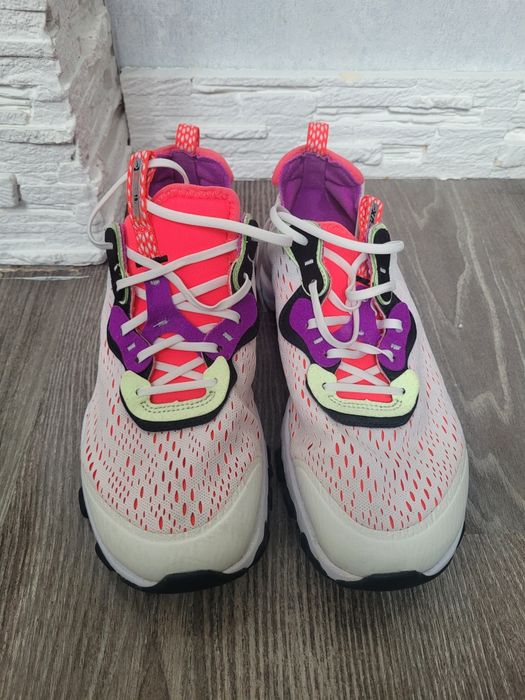 кросівки Nike React Vision