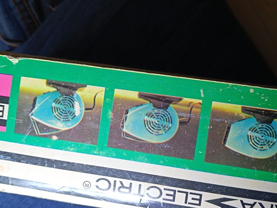 Stara suszarka do włosów z NRD