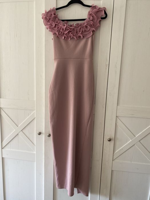 Różowa sukienka maxi Boohoo M 38 falbanka hiszpanka wesele