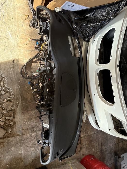 Kia stinger 17/23 konsola deska poduszka pasazera