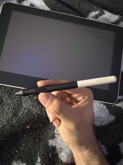 Tablet Gráfico Wacom One 13 (DTC133) – Como Novo