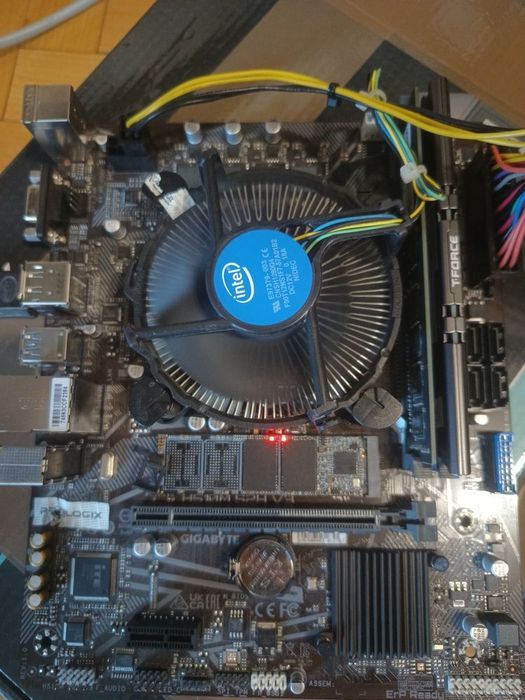 i3 gigabyte h510m +24gb+128+240