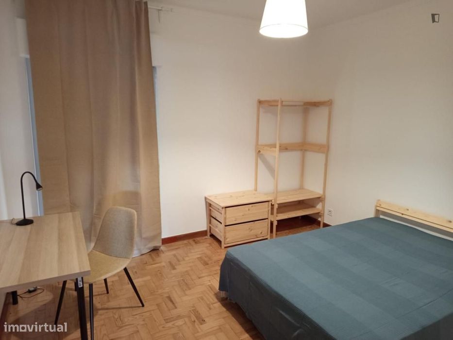 Quarto - localizado em Lisbon