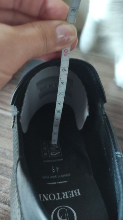 Туфлі чоловічі 43 розмір Bertoni