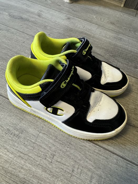 Шкіряні кросівки Champion 31 розмір