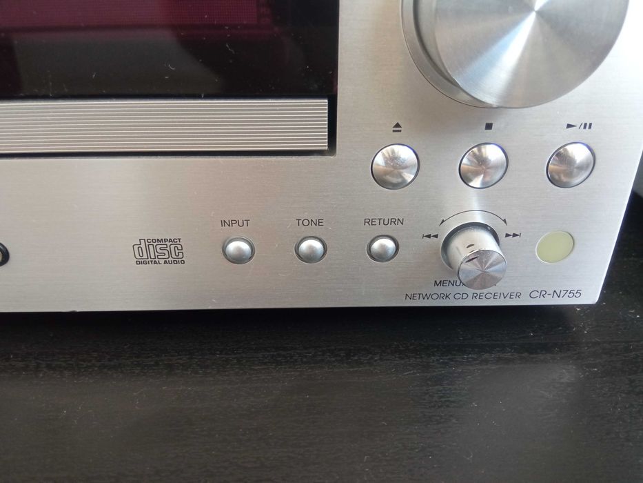 Amplificador Onkyo CR-N755 com adaptador WIFI UWF-1