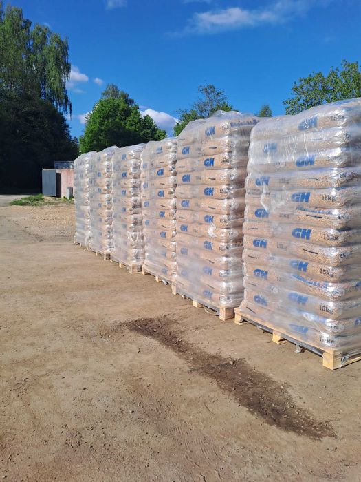 Sprzedaż hurtowa pelletu drzewnego