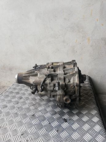 Caixa de transferências Nissan Terrano 2.7tdi