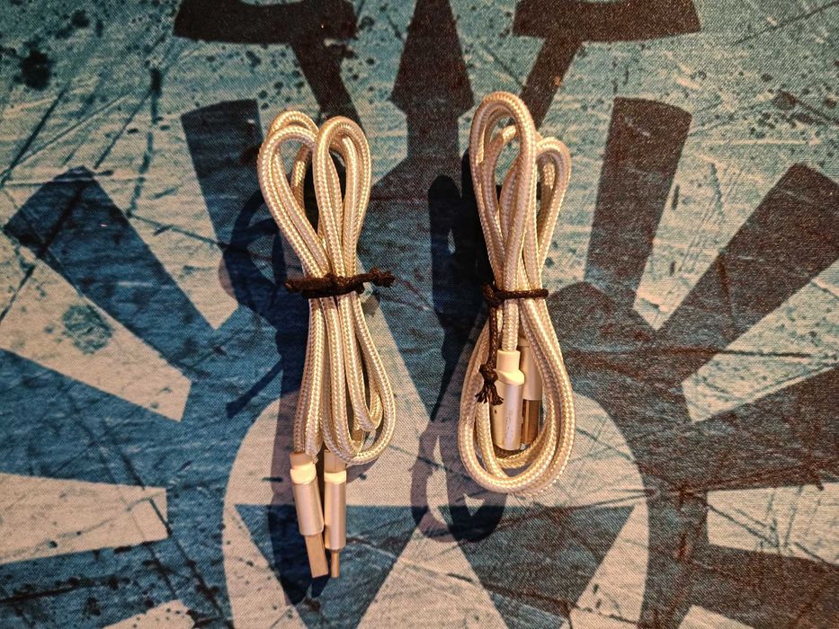 Magnetic USB-C Cable in MagSave Style64752099201153122