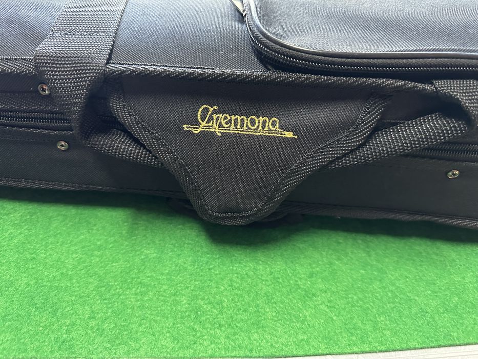 Cremona Violin Model SV-75 – 1/4 Size with Shoulder Rest and Endpin64284666667651124