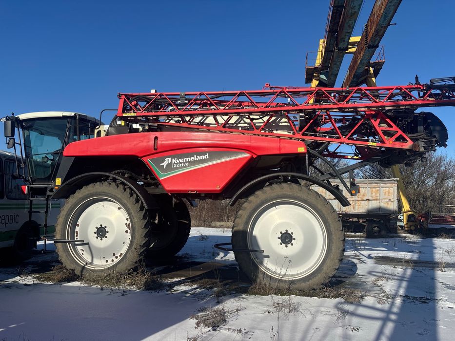 Самохідний обприскувач Krverneland iXdrive 5240