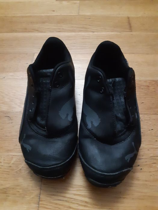 Buty Puma Ferrari rozmiar 30 w bardzo dobrym stanie.