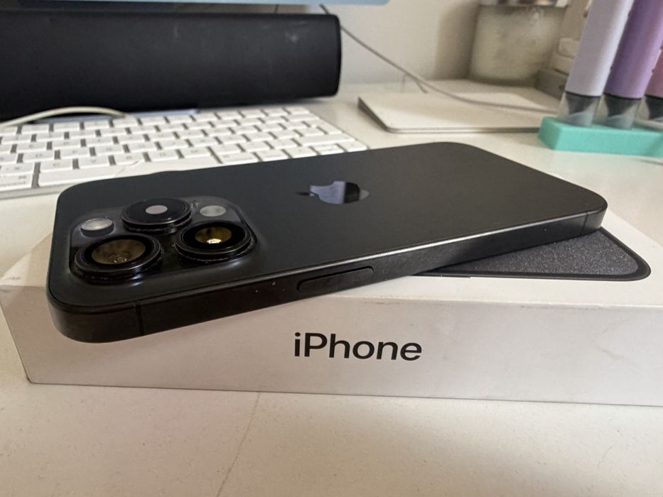 Bateria 95% iPhone 15 Pro 128gb Black Titanium