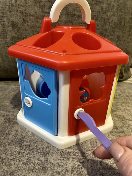 Іграшки  сортер потяг куб будинок