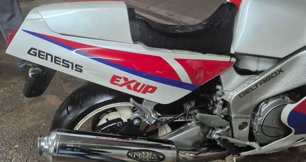 Yamaha fzr 1000