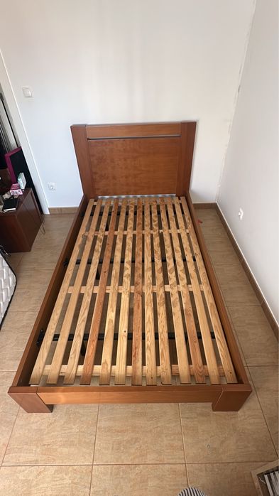 Cama de solteiro