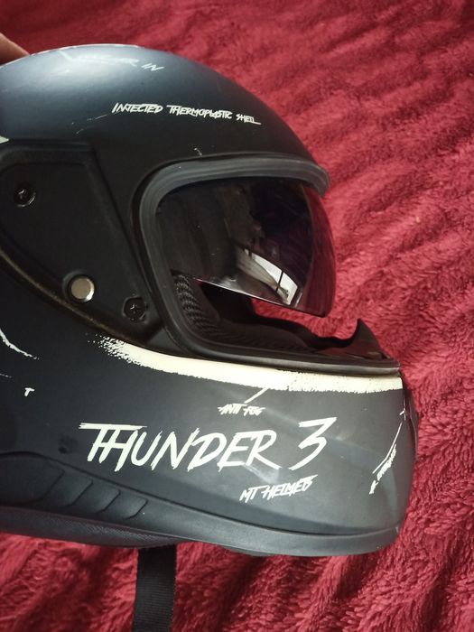 Мотошлем Thunder 3 MT HELMETS