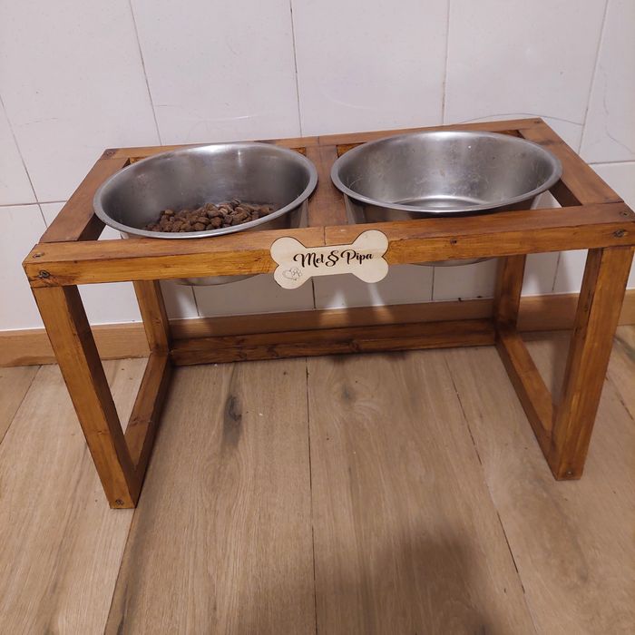 Comedouros para cães ou gatos
