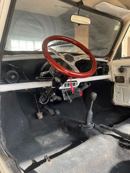 Mini 1000 - 1978 branco457928018567505924