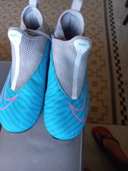 Chuteiras Nike Novas