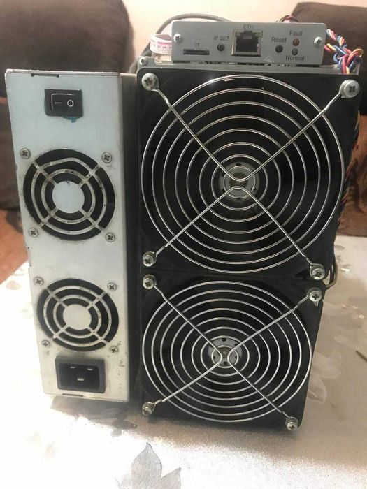 Asic-майнер Innosilicon T2TH 37 Th/s 2900 Вт з БП (T2TH 37T) - Б/в