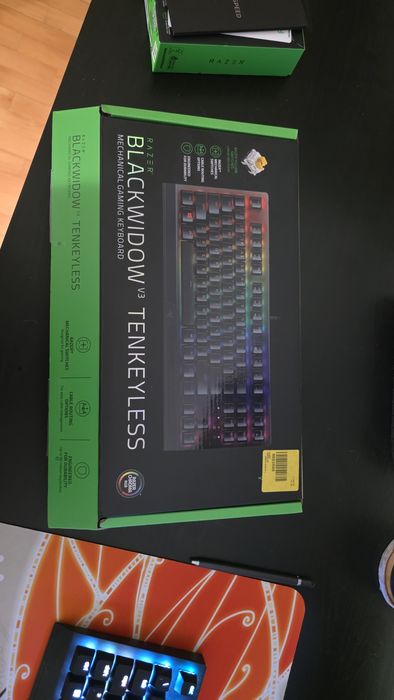 Teclado Mecânico Razer BlackWidow V3 TKL (Como Novo)