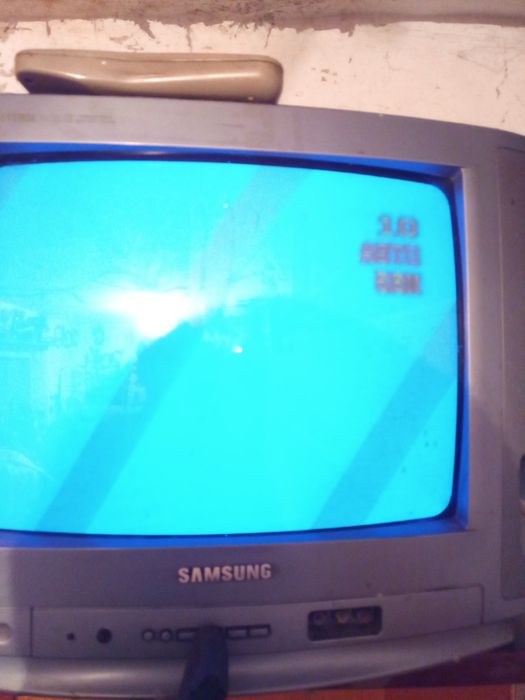Телевізор на дачу.