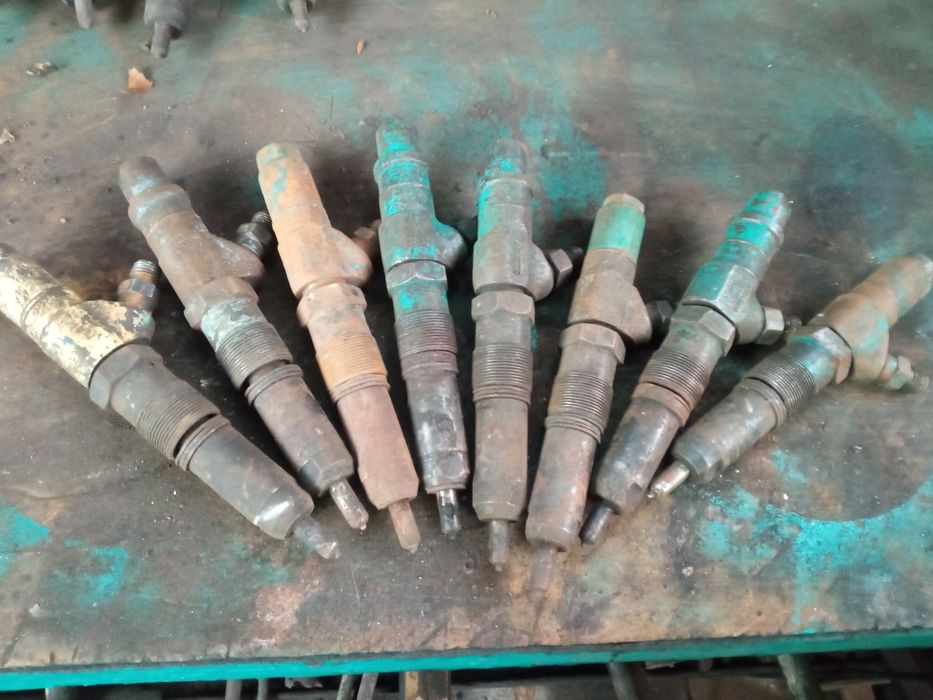 Форсунки бу в количестве 16 штук