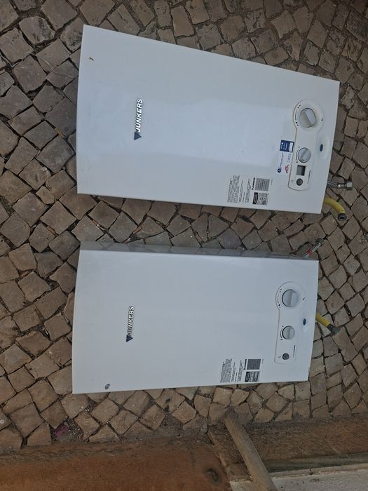 Vende se dois esqueitador Junkers