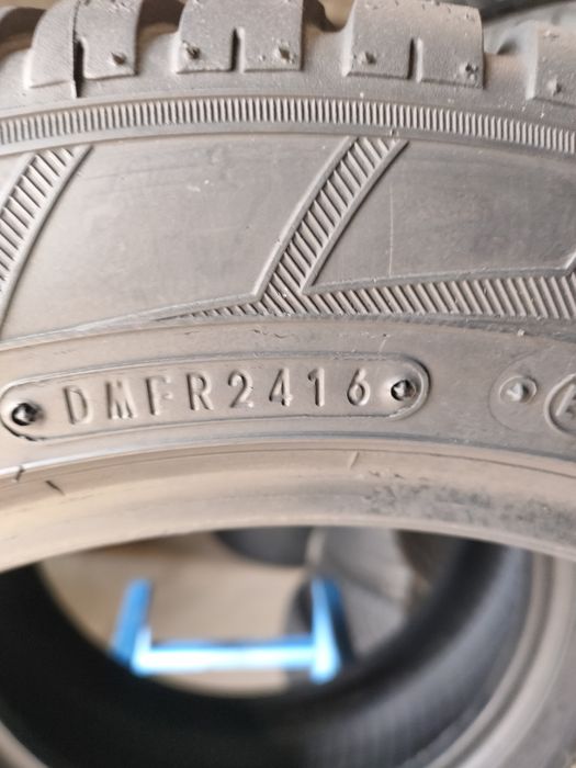 185/55r15 Falken HS449 EuroWinter z 2016r około 8mm