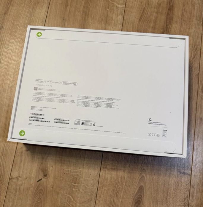 Macbook air 2025 m4 13 cali 24ram 512gb