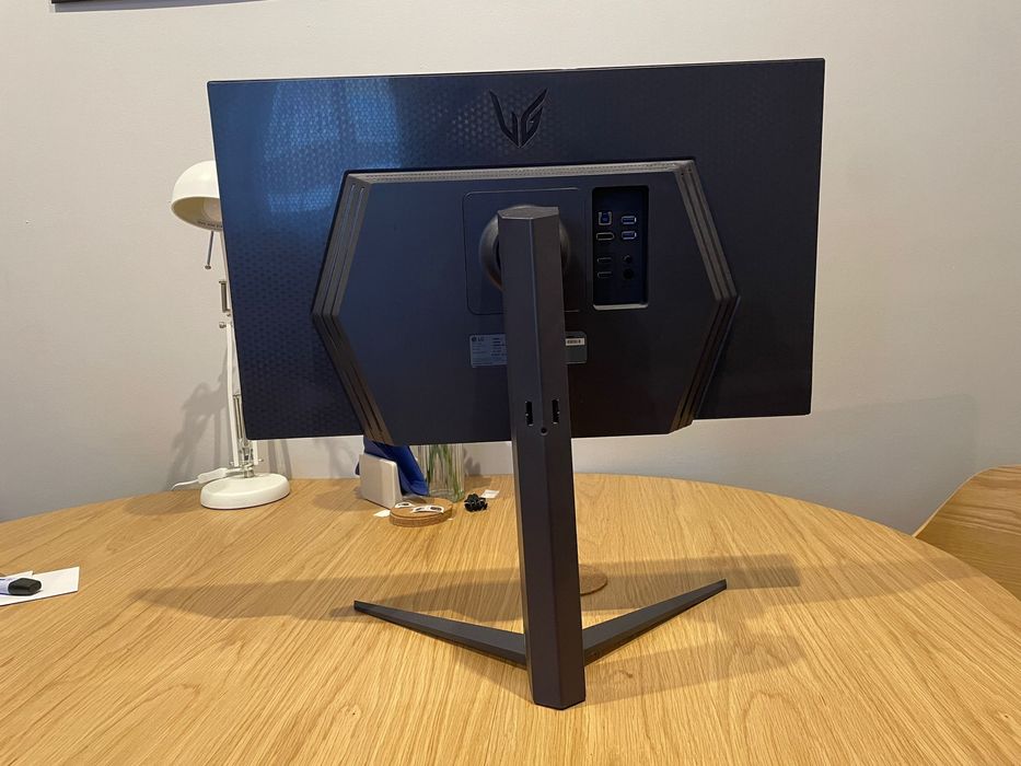 monitor LG UltraGear 27GS85Q-B 27’’