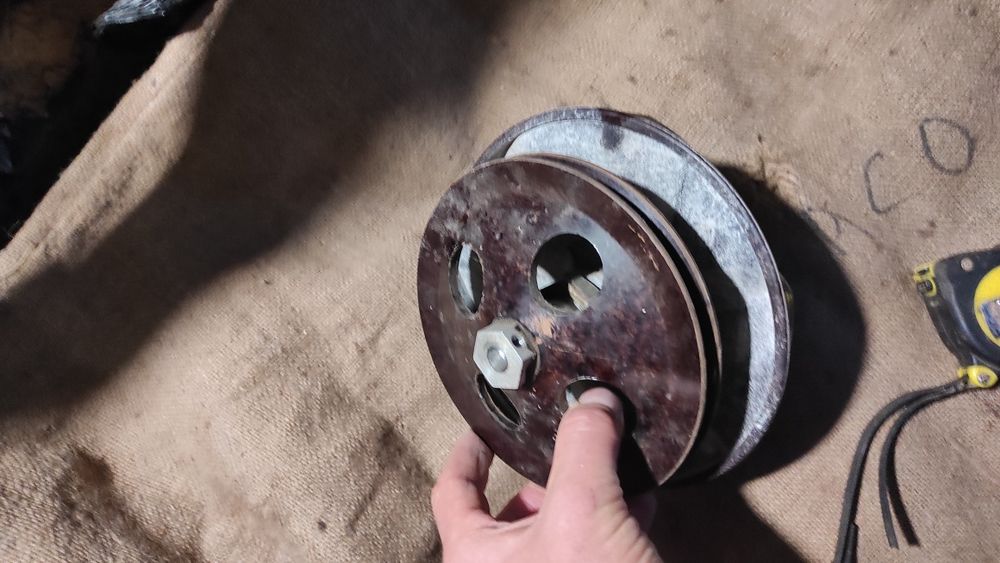 Активатор і шків з гайками в зборі до пральної машини Сибір , Рига та