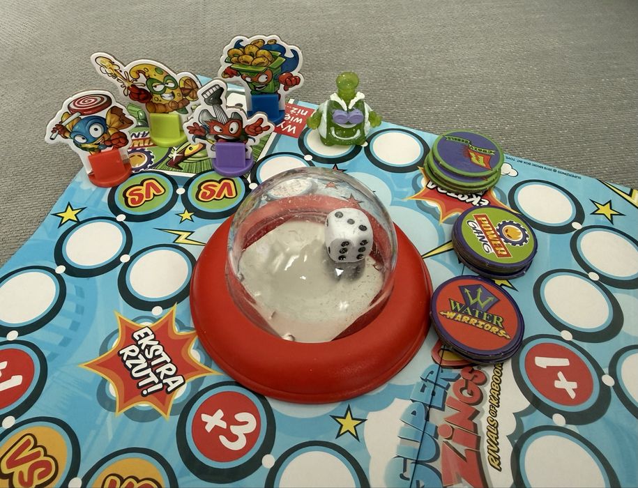 Profesor K gra SuperZings