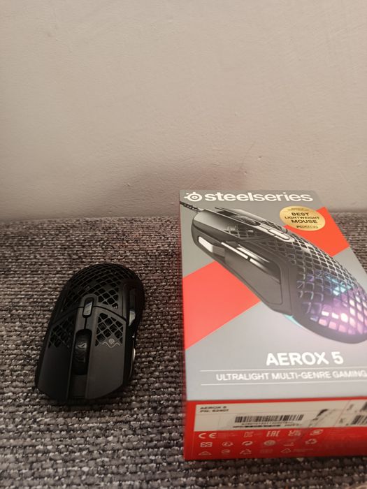 Myszka steelseries Aerox 5