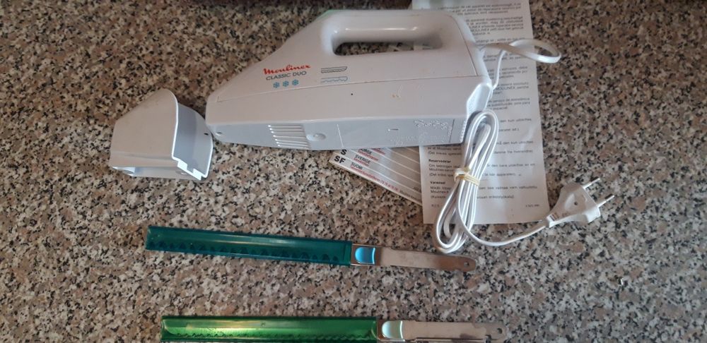 Faca Eléctrica Moulinex Nova