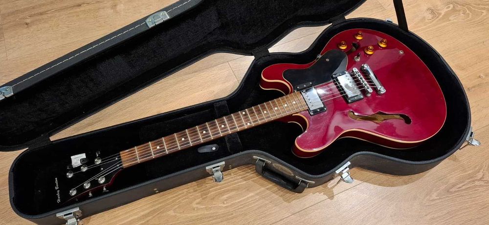 Guitarra Semi-Hollow Harley Benton HB-35