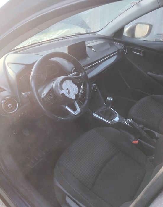 vendo Mazda 2 1.5 skyactiv-g nacional 2019 acidentado salvado