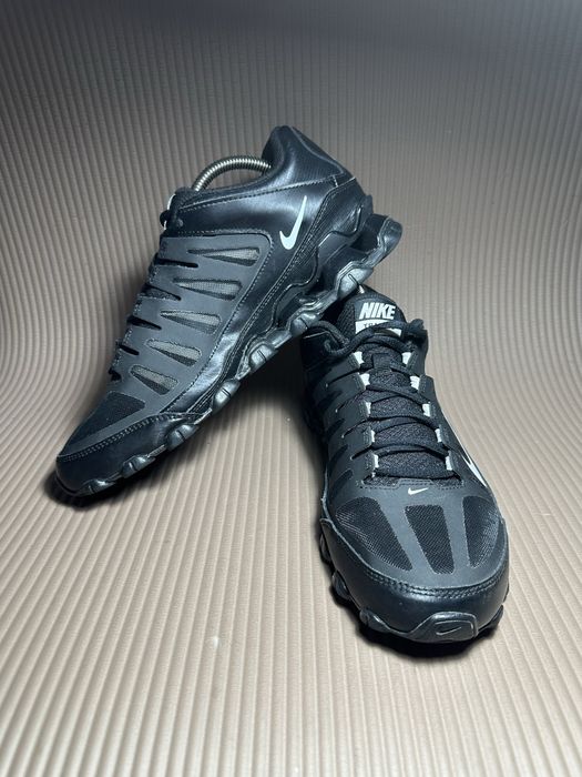 Nike Reax 8 TR buty oryginalne w rozmiarze 43